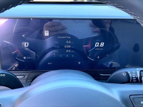 Used 2025 Hyundai Kona SEL image 26