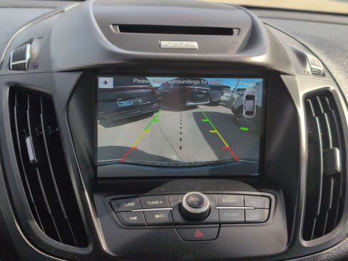 Used 2018 Ford Escape SEL image 19