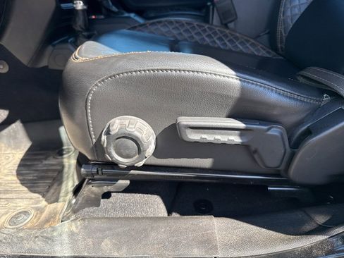 Used 2021 Jeep Wrangler Unlimited Sahara image 17