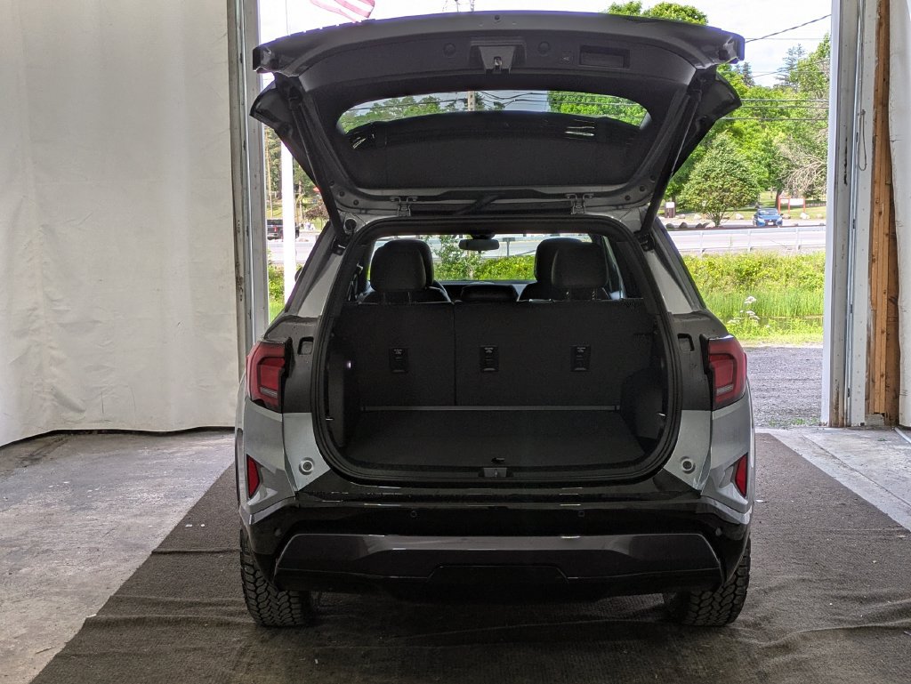 New 2026 GMC Terrain AT4 AWD/4WD image 14
