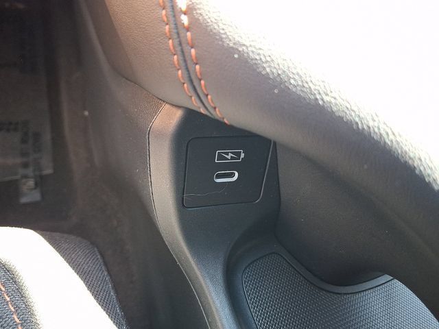 Certified 2025 Honda HR-V Sport image 35