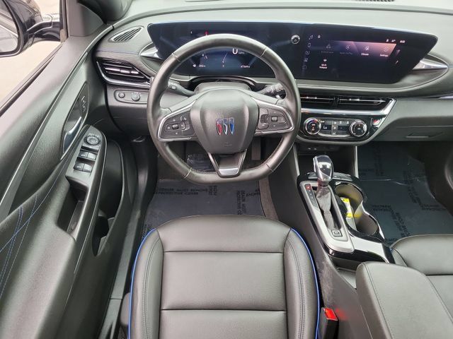 Used 2025 Buick Envista Sport Touring FWD image 7