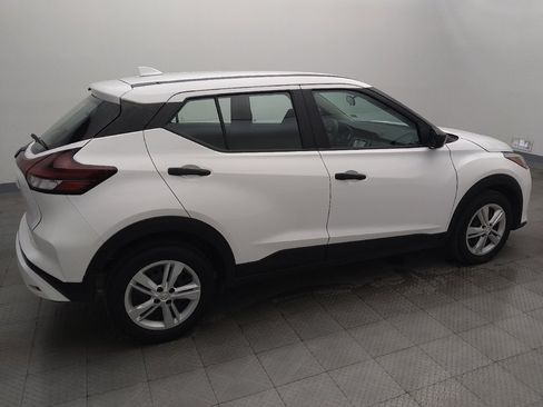 Used 2024 Nissan Kicks S FWD image 10