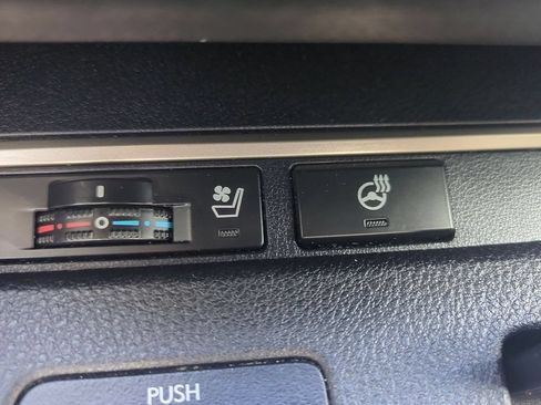 Used 2016 Lexus ES 350 w/ Navigation System Package FWD image 17