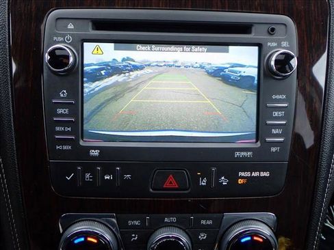 Used 2016 Chevrolet Traverse LTZ image 19