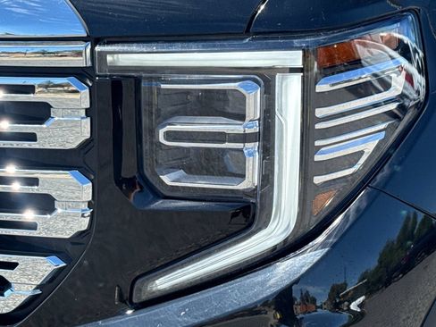 Used 2025 GMC Sierra 1500 Denali AWD/4WD image 52