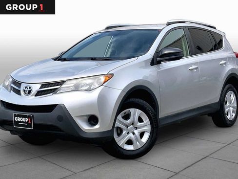 Used 2013 Toyota RAV4 LE FWD image 1