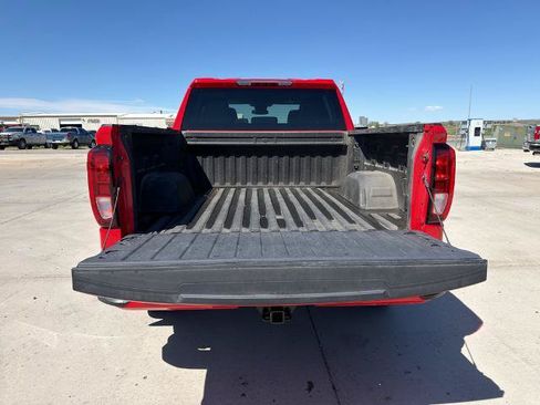 Used 2024 GMC Sierra 1500 Pro w/ Graphite Edition AWD/4WD image 5