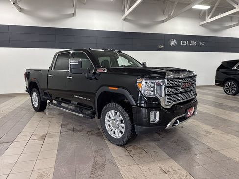 Used 2022 GMC Sierra 3500 Denali w/ Denali Ultimate Package image 8