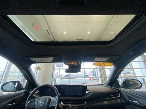 Certified 2024 Buick Envista Sport Touring w/ Convenience I Package image 16