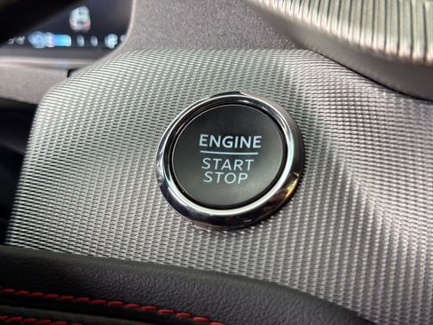 Used 2025 Ford Explorer ST image 6