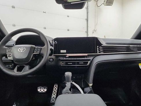 New 2026 Toyota Camry Hybrid AWD/4WD image 27