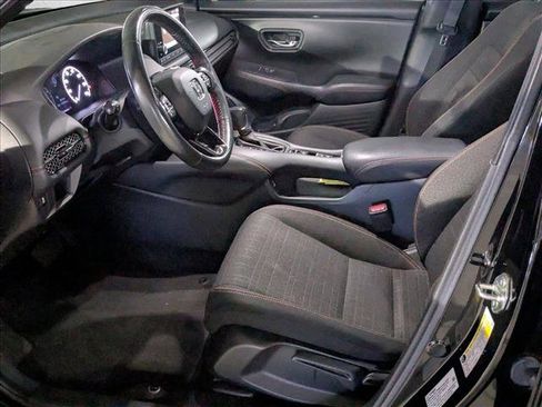 Used 2023 Honda HR-V Sport image 11