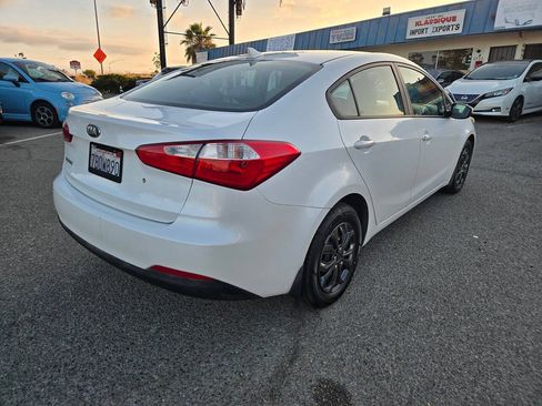 Used 2014 Kia Forte LX FWD image 12