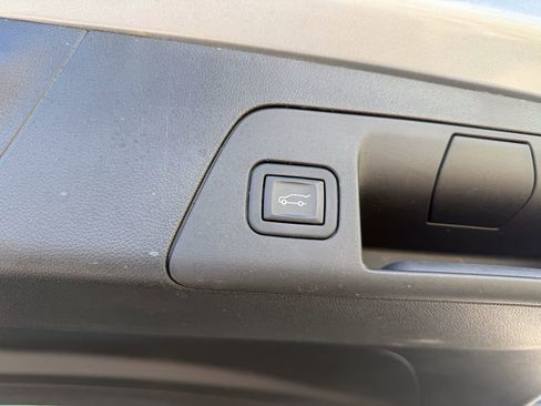 Used 2023 Buick Envision Avenir image 15