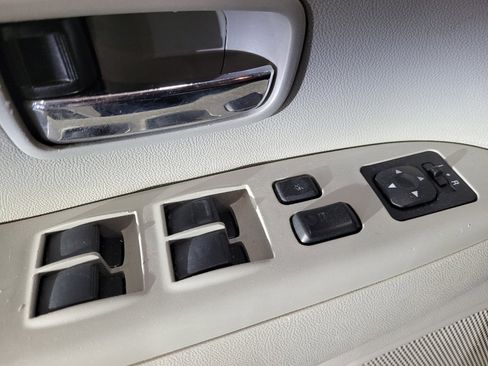 Used 2020 Mitsubishi Outlander Sport ES FWD image 27