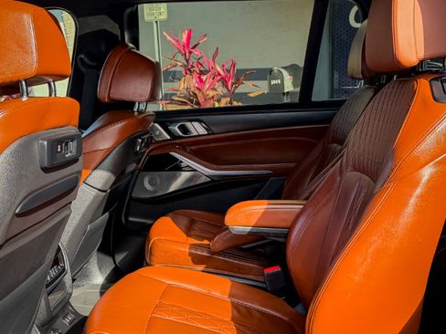 Used 2019 BMW X7 xDrive50i w/ Dynamic Handling Package image 13