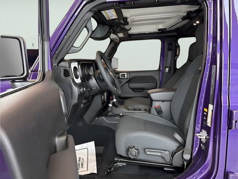 New 2026 Jeep Gladiator Sport AWD/4WD image 13