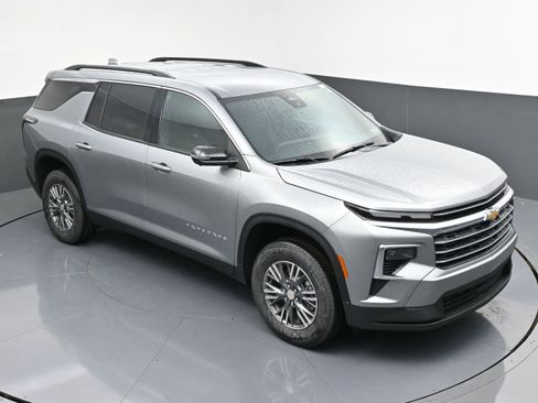 New 2026 Chevrolet Traverse LT FWD image 48