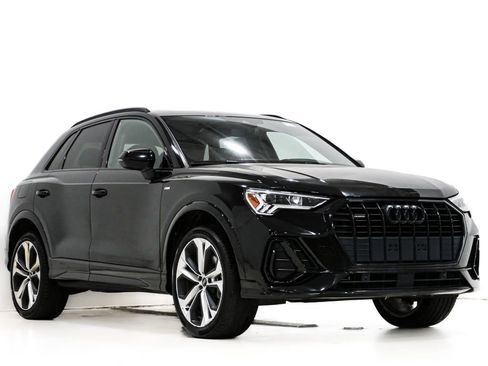 Used 2021 Audi Q3 2.0T Premium Plus w/ Premium Plus Package AWD/4WD image 1