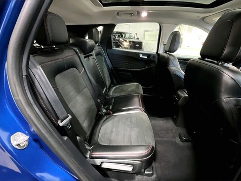 Certified 2022 Ford Escape SEL w/ SEL Stealth AWD Package image 26