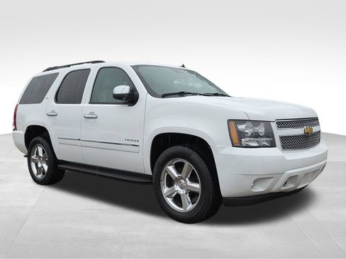 Used 2014 Chevrolet Tahoe LTZ AWD/4WD image 4