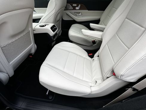 New 2026 Mercedes-Benz GLS 450 4MATIC image 24