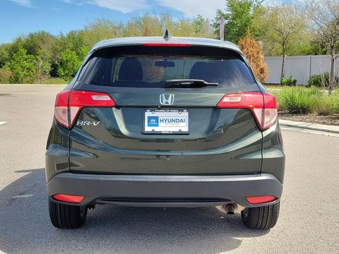 Used 2017 Honda HR-V EX image 6