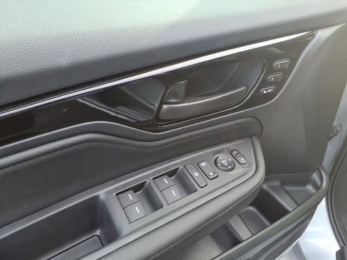 New 2026 Honda Odyssey Touring image 10