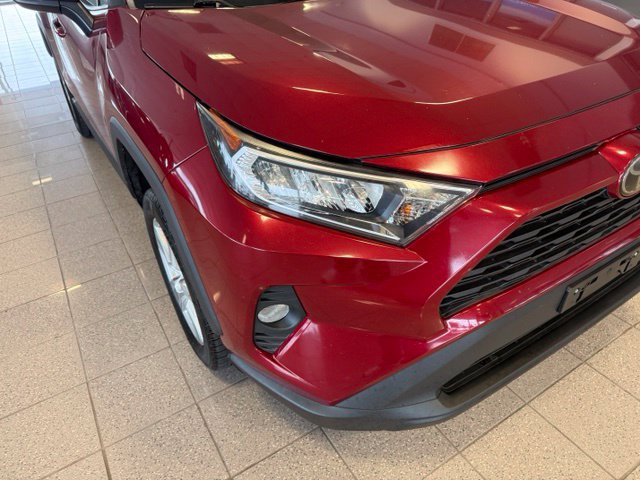 Used 2019 Toyota RAV4 XLE w/ All Weather Liner Package AWD/4WD image 8