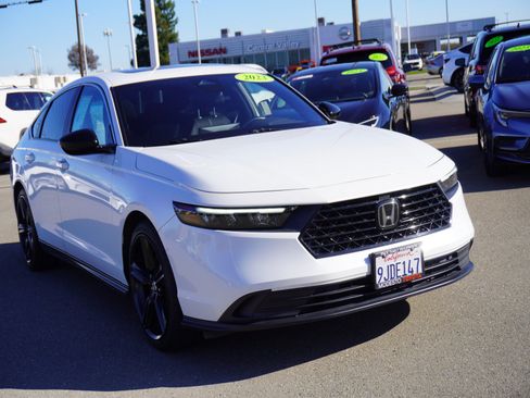 Used 2023 Honda Accord Sport image 1