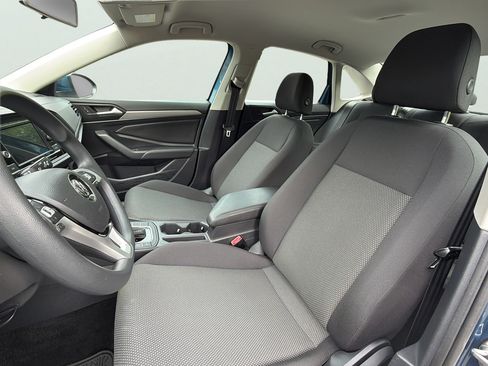 Used 2019 Volkswagen Jetta S w/ Driver Assistance Package FWD image 10