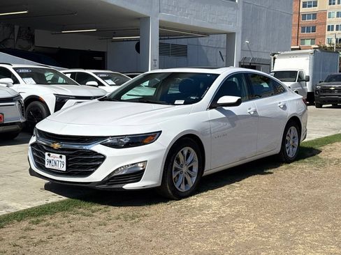 Used 2024 Chevrolet Malibu LT FWD image 1