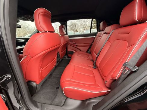 Used 2025 Jeep Wagoneer S Launch Edition image 13