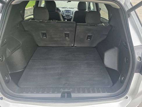 Used 2022 Chevrolet Equinox LT w/ Driver Convenience Package FWD image 15