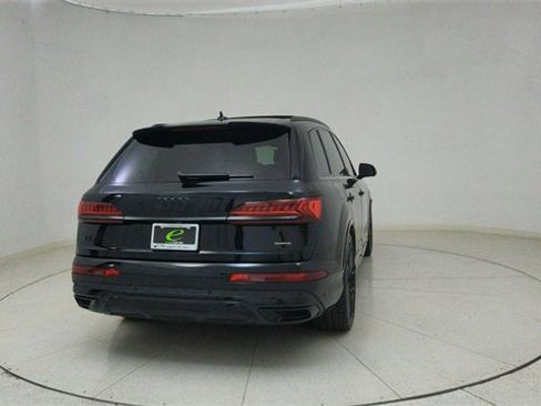Used 2024 Audi Q7 3.0T Prestige w/ Prestige Package image 78