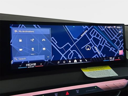 Used 2025 BMW X3 xDrive30i w/ Premium Package image 25