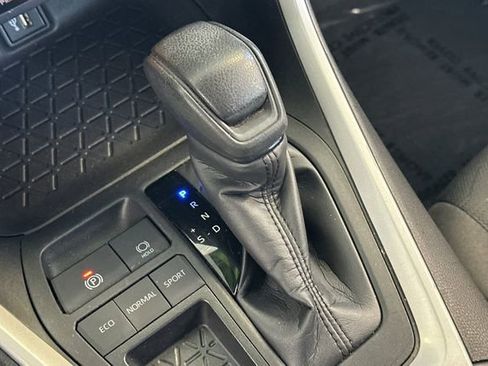 Certified 2024 Toyota RAV4 XLE FWD image 26