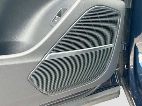 New 2026 Audi Q8 Premium Plus image 24