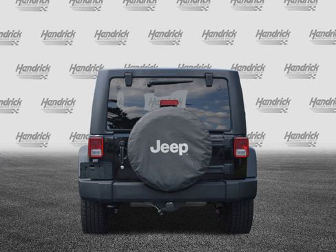 Used 2018 Jeep Wrangler Unlimited Sport S image 10