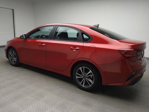 Used 2022 Kia Forte LXS w/ LXS Technology Package image 3