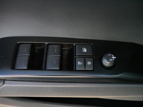 Certified 2025 Toyota Camry LE image 21