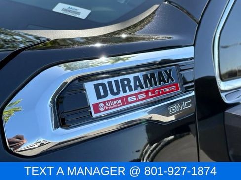 Used 2023 GMC Sierra 3500 Denali w/ Denali Black Diamond Edition AWD/4WD image 20