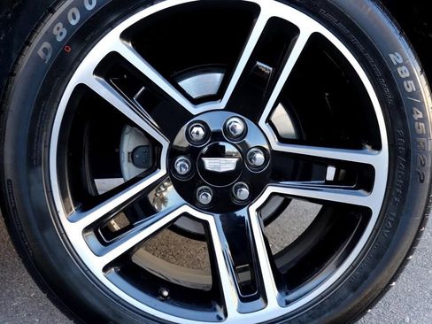 Used 2019 Cadillac Escalade ESV Premium Luxury image 90