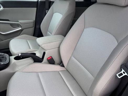 New 2025 Kia Soul LX image 11