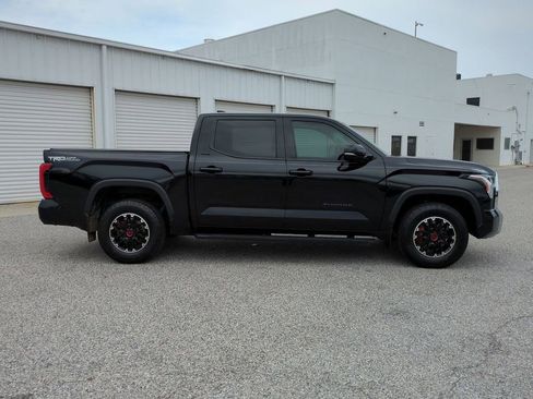 Used 2022 Toyota Tundra SR5 image 4