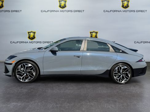 Used 2023 Hyundai Ioniq 6 SEL RWD image 2