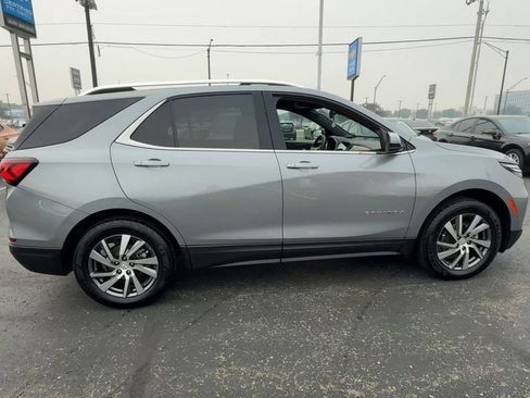 Used 2024 Chevrolet Equinox Premier AWD/4WD image 9