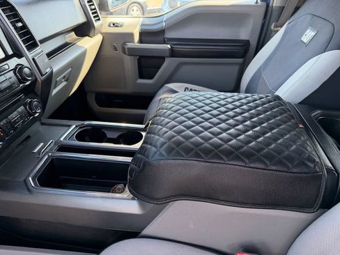 Used 2018 Ford F150 XLT w/ Equipment Group 302A Luxury AWD/4WD image 12