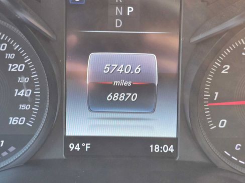 Used 2019 Mercedes-Benz GLC 300 4MATIC image 26